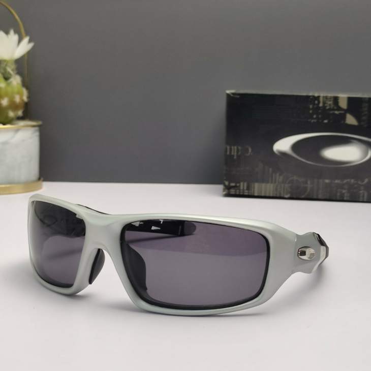 Picture of Oakley Sunglasses _SKUfw66124086fw